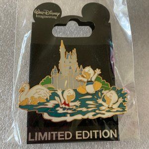 Disney WDI Castle Duck Series LE300 Huey Dewey Louie Tokyo Disneyland Castle Pin
